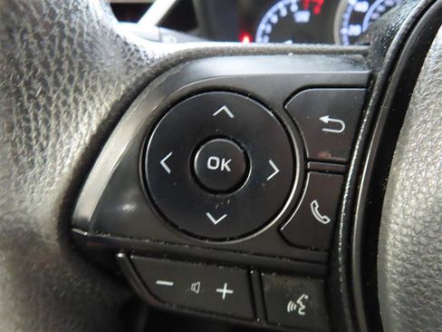 Used 2021 Toyota Corolla LE FWD image 22