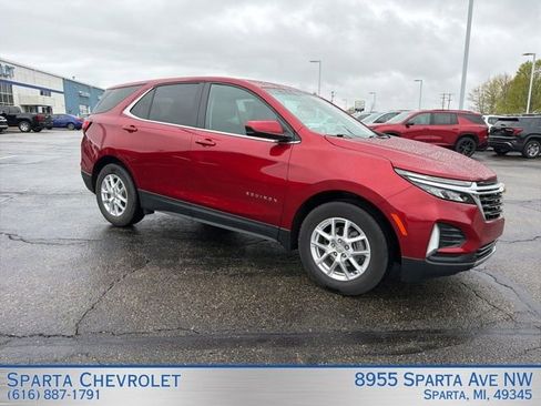 Used 2024 Chevrolet Equinox LT w/ LPO, Floor Liner Package FWD image 1