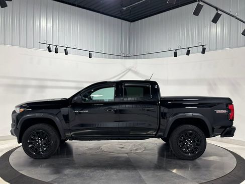 Used 2024 Chevrolet Colorado Trail Boss w/ Advanced Trailering Package AWD/4WD image 17