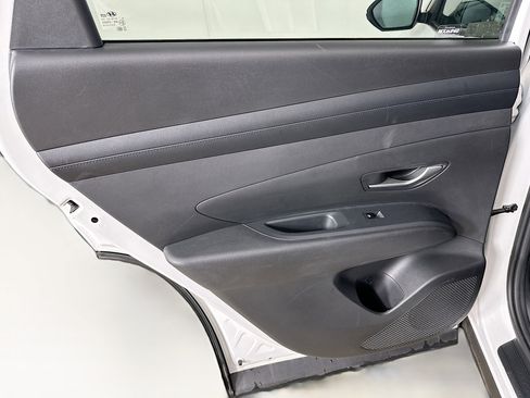 Used 2025 Hyundai Tucson SEL image 25