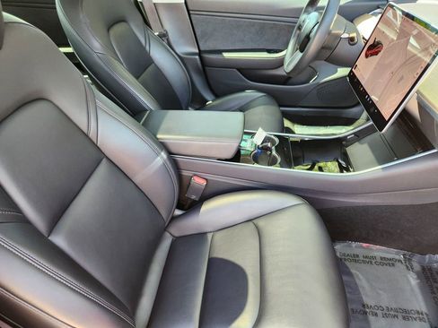 Used 2018 Tesla Model 3 Long Range image 5