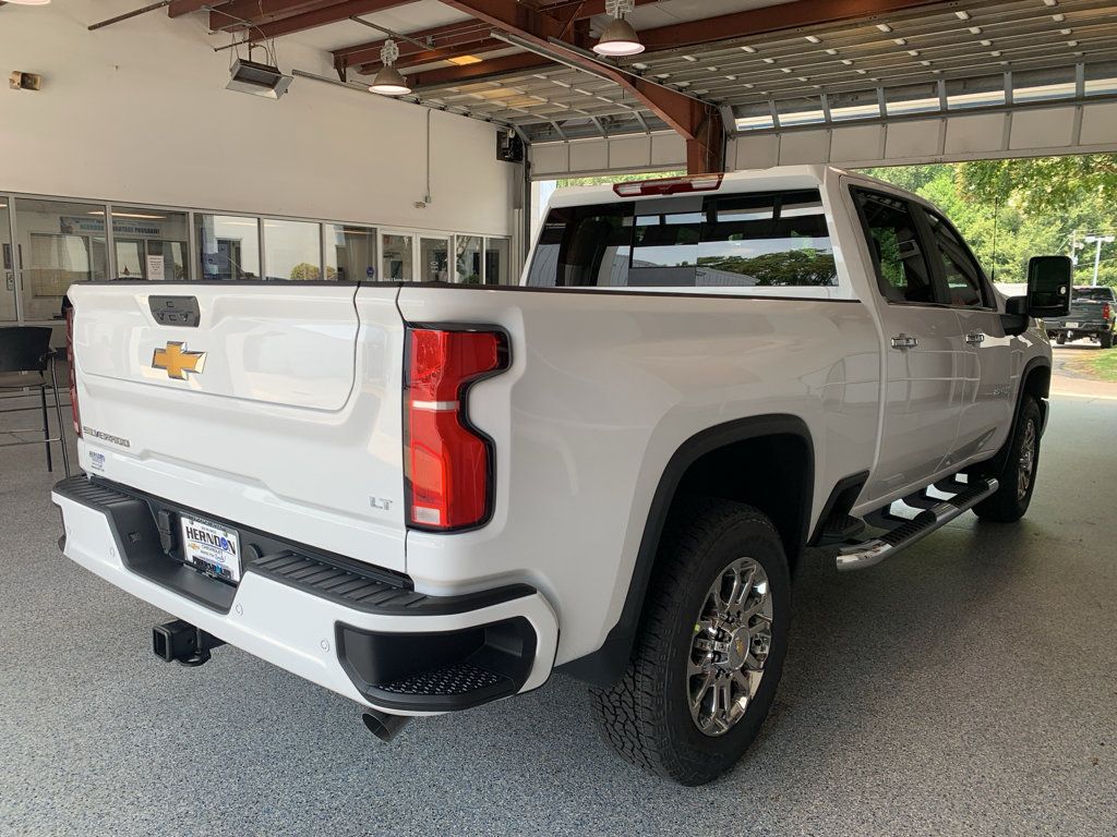 New 2026 Chevrolet Silverado 2500 LT w/ Z71 Chrome Sport Edition AWD/4WD image 8