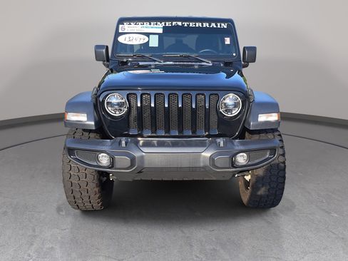 Used 2022 Jeep Wrangler Unlimited Sport AWD/4WD image 2