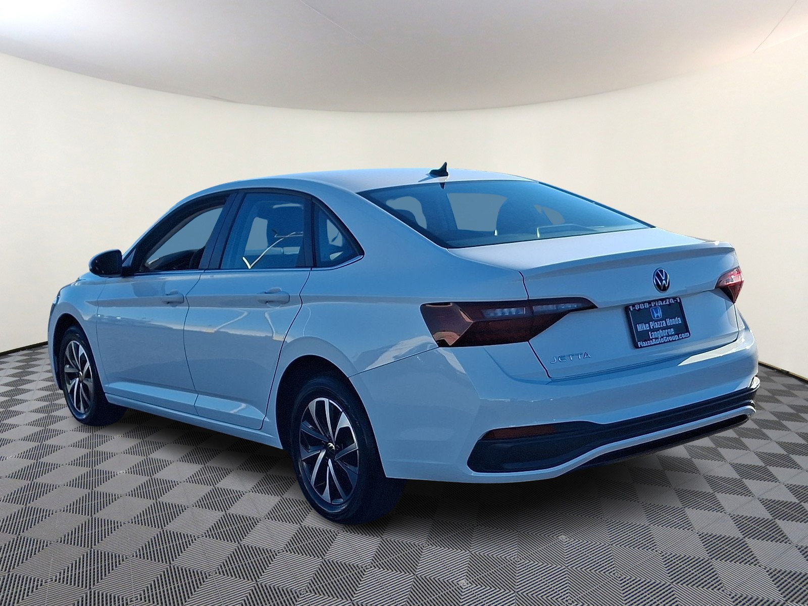 Certified 2024 Volkswagen Jetta S FWD image 5