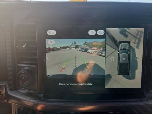 Certified 2025 Ford F150 Lariat w/ Equipment Group 502A High AWD/4WD image 37