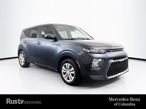 Used 2022 Kia Soul LX FWD image 1