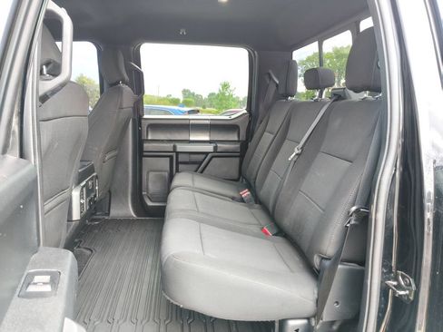 Used 2018 Ford F150 XLT w/ Equipment Group 302A Luxury AWD/4WD image 12