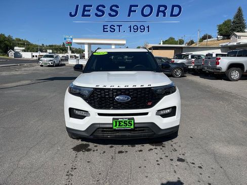 Used 2024 Ford Explorer ST w/ Technology Package image 8