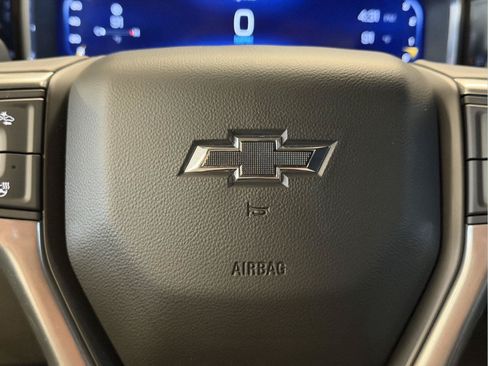 Used 2024 Chevrolet Silverado 1500 LT AWD/4WD image 15