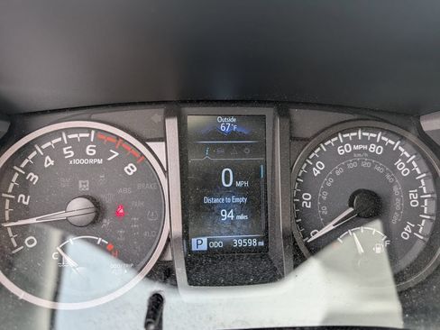 Used 2023 Toyota Tacoma TRD Sport w/ Technology Package AWD/4WD image 26