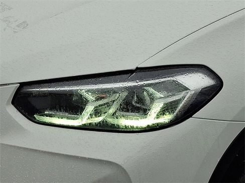 Used 2024 BMW X3 xDrive30i image 9