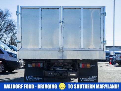Used 2025 Chevrolet Low Cab Forward image 6
