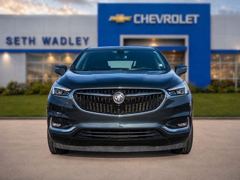 Used 2021 Buick Enclave Essence FWD image 2