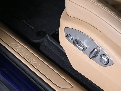 Certified 2026 Porsche Macan AWD/4WD image 22