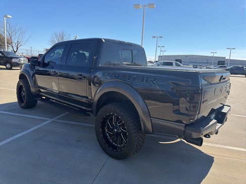 Used 2017 Ford F150 Raptor w/ Equipment Group 802A Luxury image 5