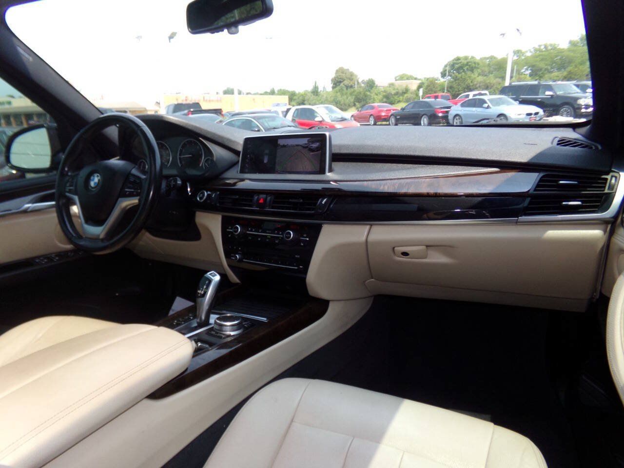 Used 2017 BMW X5 xDrive40e AWD/4WD image 28