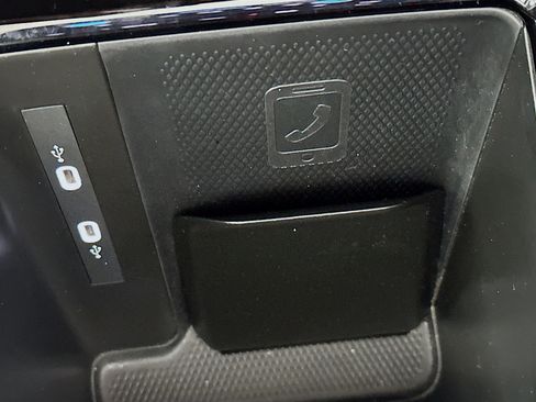 Used 2024 Volkswagen ID.4 S image 25