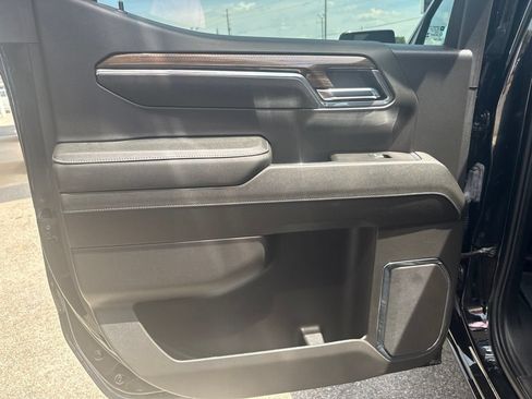 Used 2024 Chevrolet Silverado 1500 LT AWD/4WD image 21