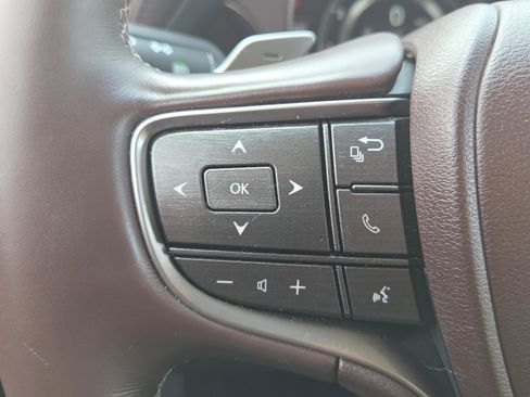 Used 2019 Lexus LS 500 RWD image 24