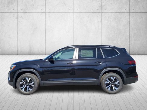 New 2026 Volkswagen Atlas SE image 8