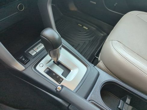 Used 2018 Subaru Forester 2.5i Limited AWD/4WD image 29