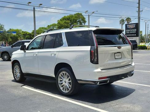 Certified 2023 Cadillac Escalade Premium Luxury AWD/4WD image 4