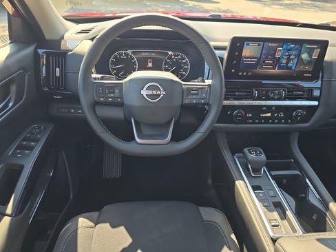 New 2026 Nissan Pathfinder SV image 14