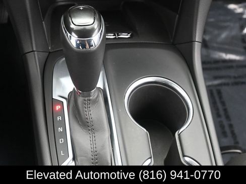 Used 2018 Chevrolet Equinox Premier image 21