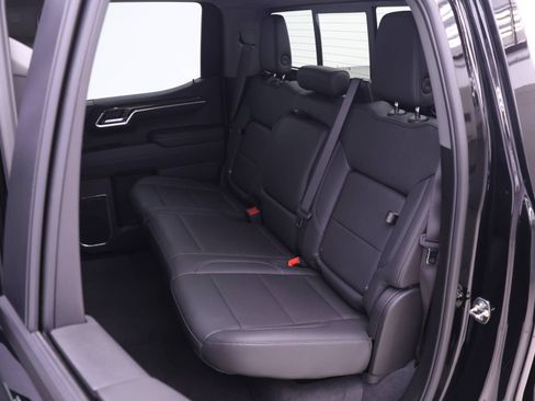 Used 2025 Chevrolet Silverado 1500 RST AWD/4WD image 16
