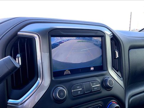 Used 2022 Chevrolet Silverado 1500 LT image 24