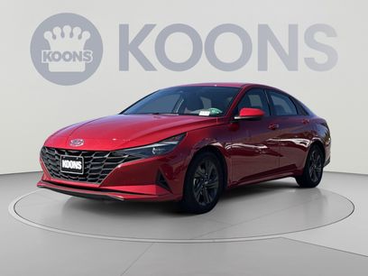 Used 2023 Hyundai Elantra SEL w/ Cargo Package