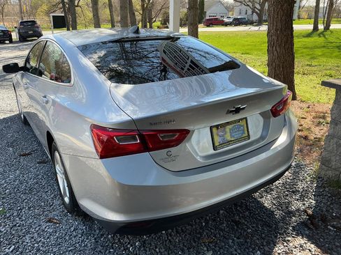 Used 2020 Chevrolet Malibu LS image 3