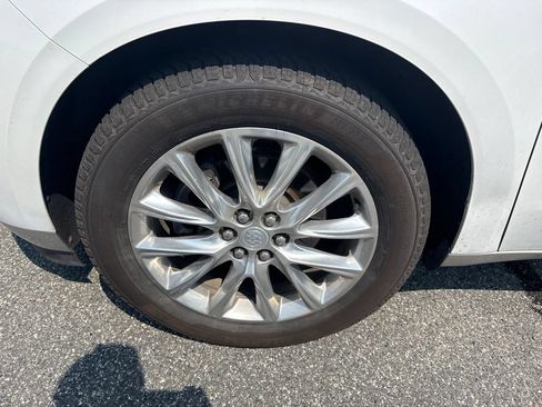 Used 2019 Buick Enclave Premium w/ Experience Buick Package AWD/4WD image 10
