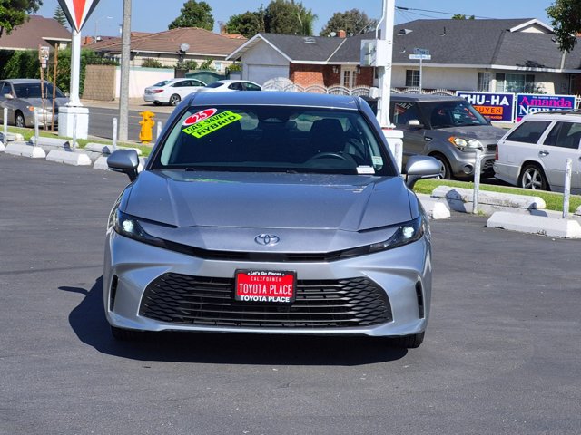 Used 2025 Toyota Camry LE FWD image 2