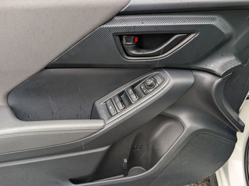 Used 2024 Subaru Crosstrek 2.0i Premium image 14