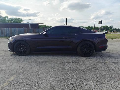 Used 2016 Ford Mustang GT Premium w/ Black Accent Package RWD image 17
