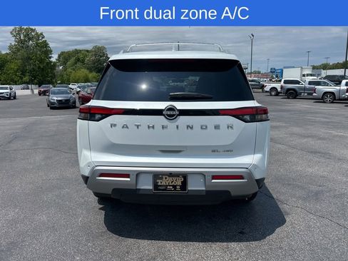 Used 2025 Nissan Pathfinder SL AWD/4WD image 5