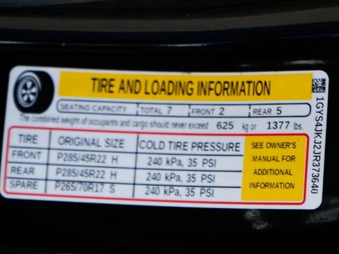 Used 2018 Cadillac Escalade ESV Premium Luxury image 54