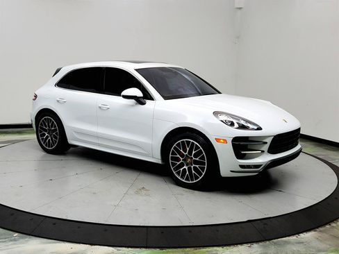 Used 2015 Porsche Macan Turbo AWD/4WD image 3