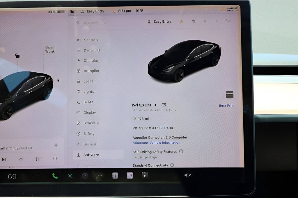 Used 2019 Tesla Model 3 Standard Range Plus RWD image 32