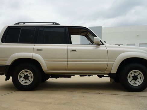 Used 1992 Toyota Land Cruiser AWD/4WD image 18