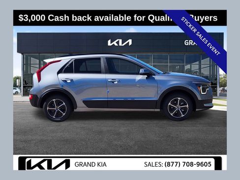 New 2025 Kia Niro EX image 1