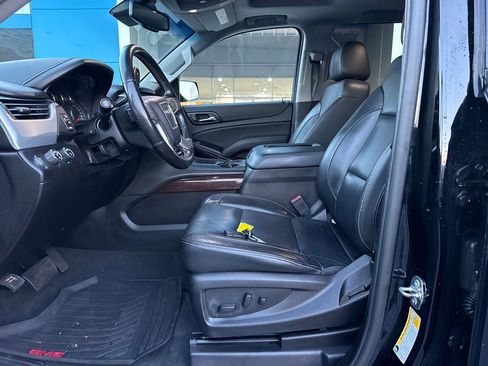Used 2019 GMC Yukon SLT image 11