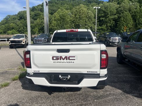 New 2026 GMC Canyon Elevation w/ Convenience Package AWD/4WD image 4