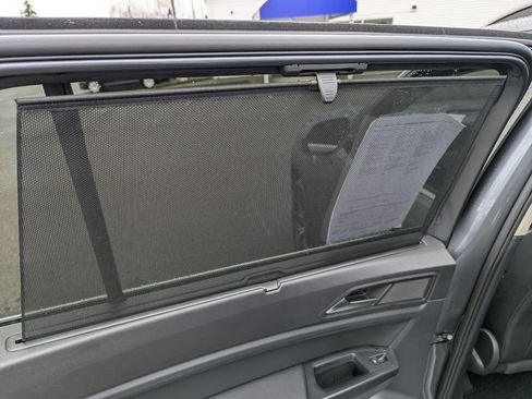 Used 2021 Volkswagen Atlas SE image 30