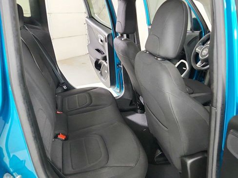 Used 2021 Jeep Renegade Latitude w/ Sun & Sound Group FWD image 26