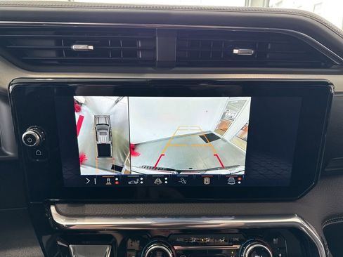 Used 2025 GMC Sierra 1500 Denali AWD/4WD image 27