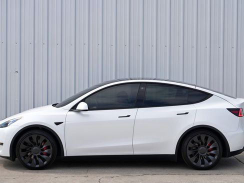 Used 2022 Tesla Model Y Performance image 49