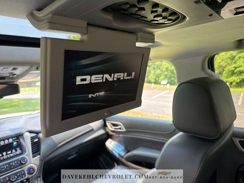 Used 2019 GMC Yukon Denali w/ Denali Ultimate Package image 25