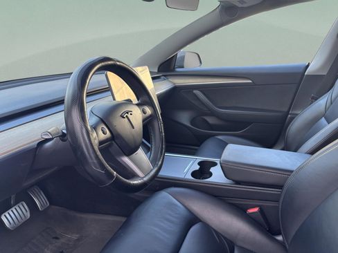 Used 2021 Tesla Model 3 Standard Range Plus image 20